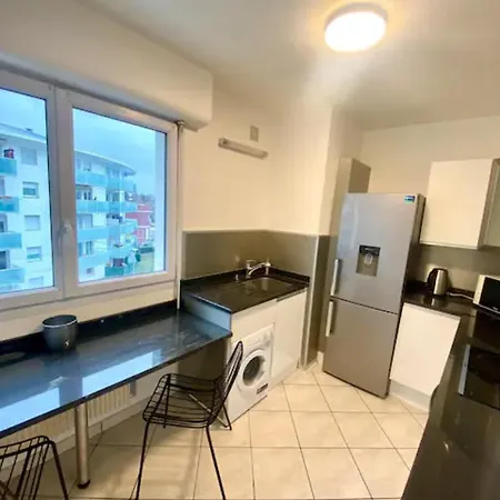 Sobnb Zone - Studio 3pers Devant Le Tram, Centre Ville Apartment